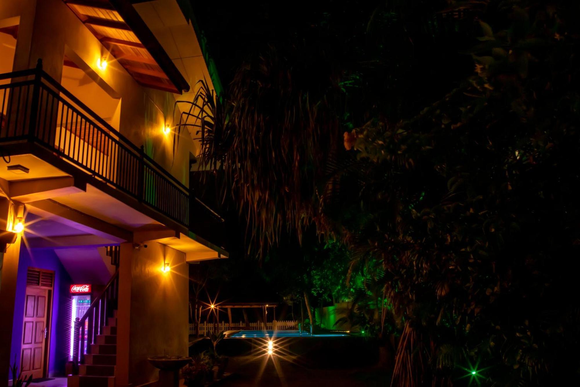 Megabe Villa Галле Экстерьер фото